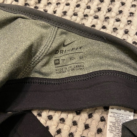 Nike Indy Sports Bra - Picture 5 of 6